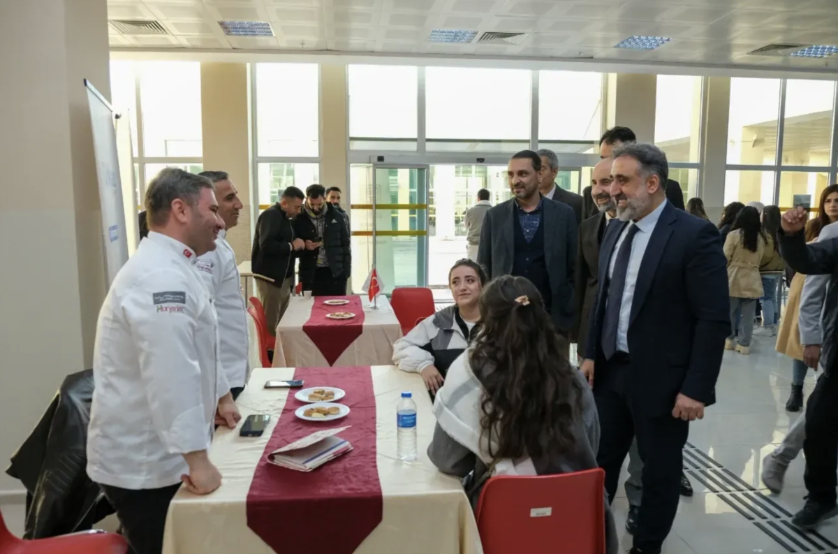 Mardin’de “İstihdam ve Kariyer Günü” Büyük İlgi Gördü